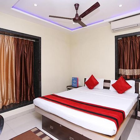Reliable Inn Калькутта Экстерьер фото