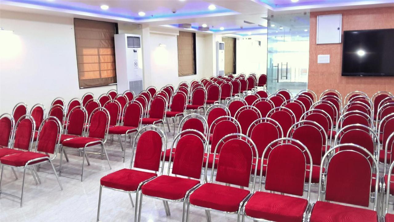 Reliable Inn Калькутта Экстерьер фото