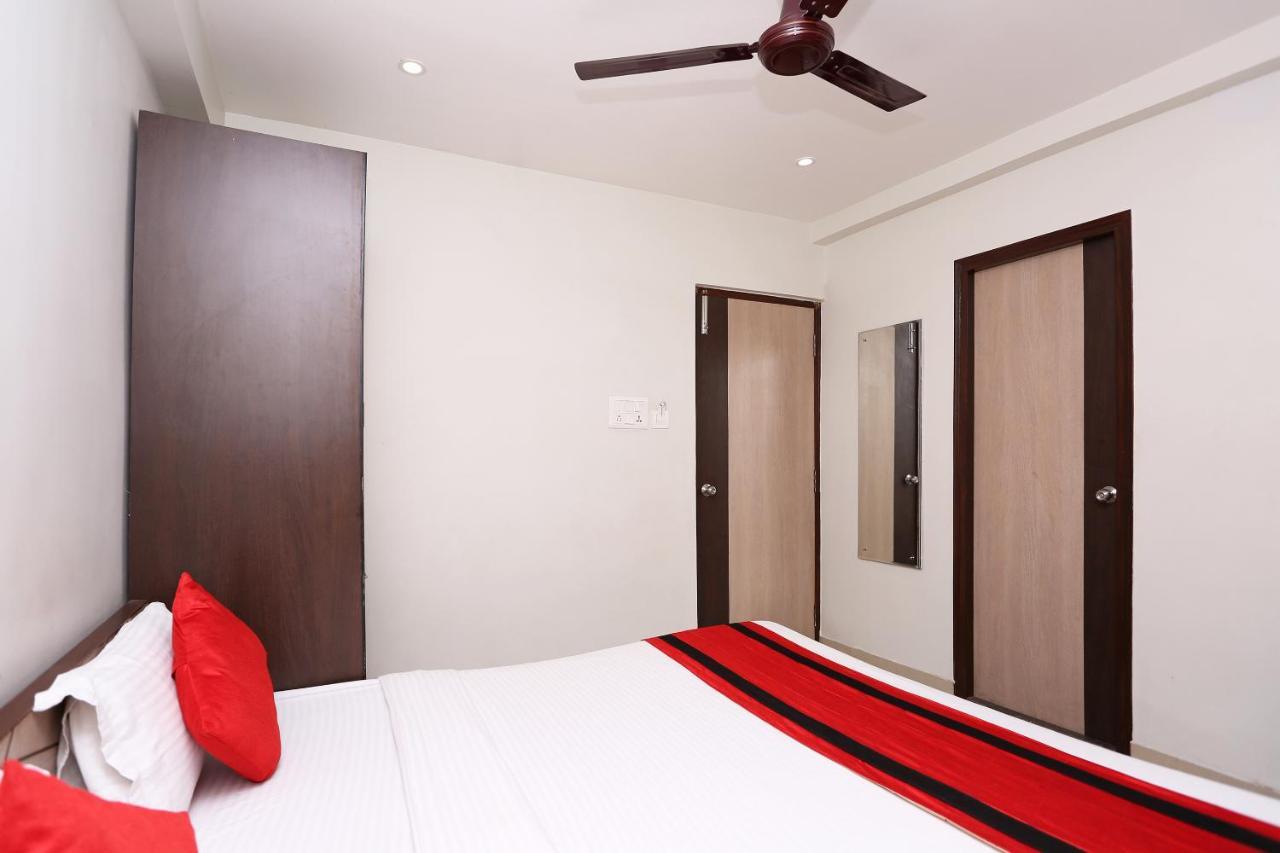 Reliable Inn Калькутта Экстерьер фото